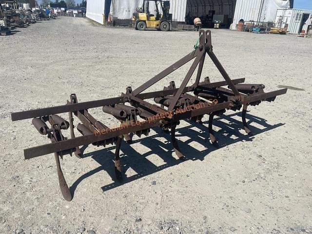 Image of John Deere 1100 equipment image 1