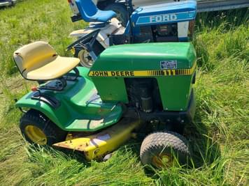 Main image John Deere 111