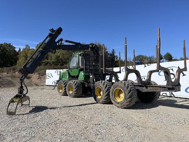 Image of John Deere 1110E equipment image 2