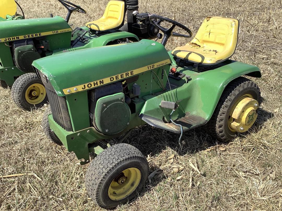 Image of John Deere 112 Primary image