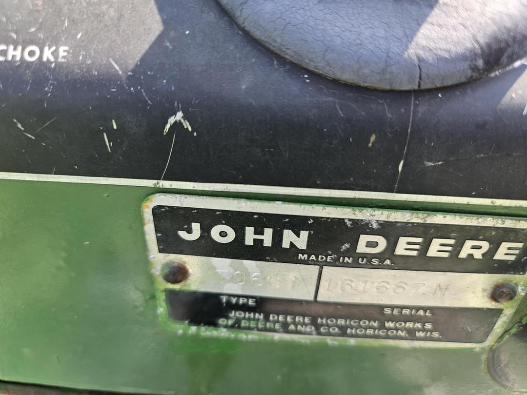 Image of John Deere 112 Image 1