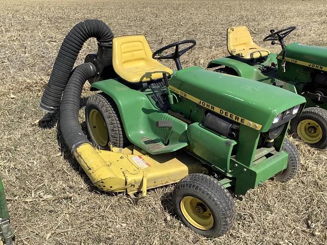 Image of John Deere 112 equipment image 1
