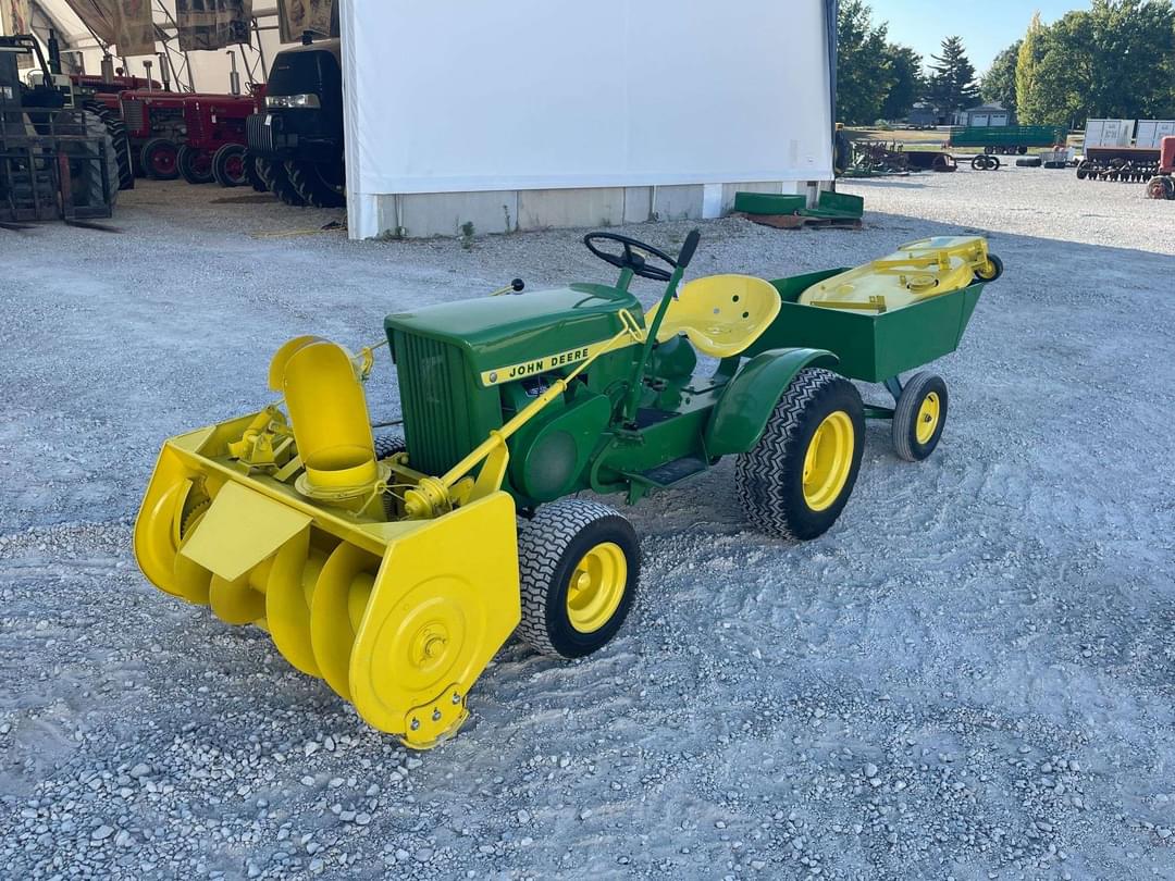 Image of John Deere 112 Primary image