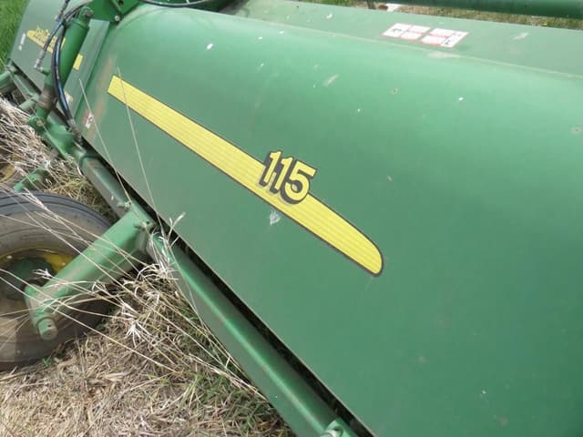 Image of John Deere 115 equipment image 4