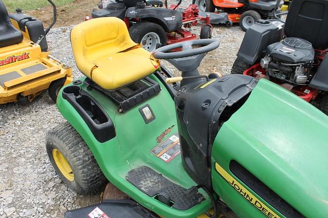 Image of John Deere 115 equipment image 2