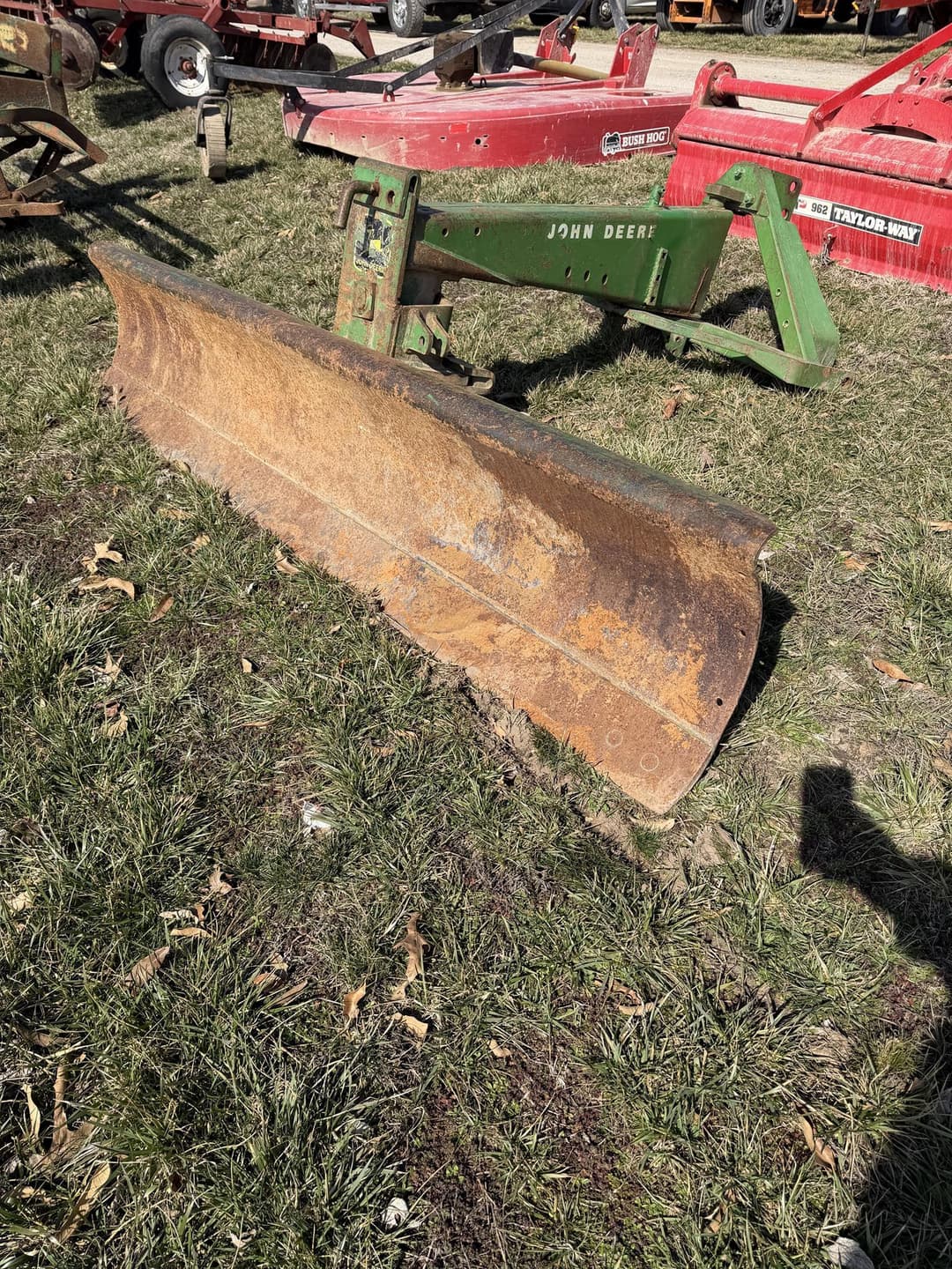 Image of John Deere 115 Image 1