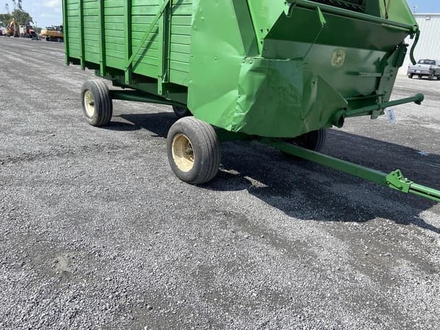 Image of John Deere 115 equipment image 4