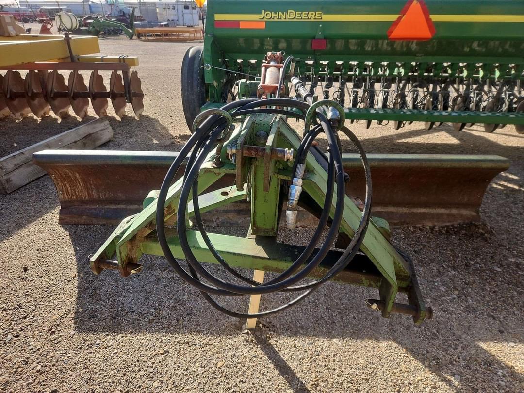 Image of John Deere 115 Primary image