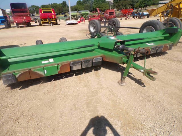 Image of John Deere 115 equipment image 2
