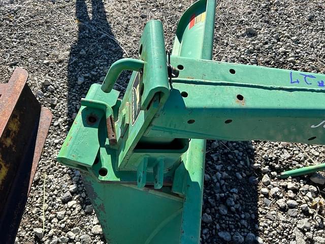 Image of John Deere 115 equipment image 4