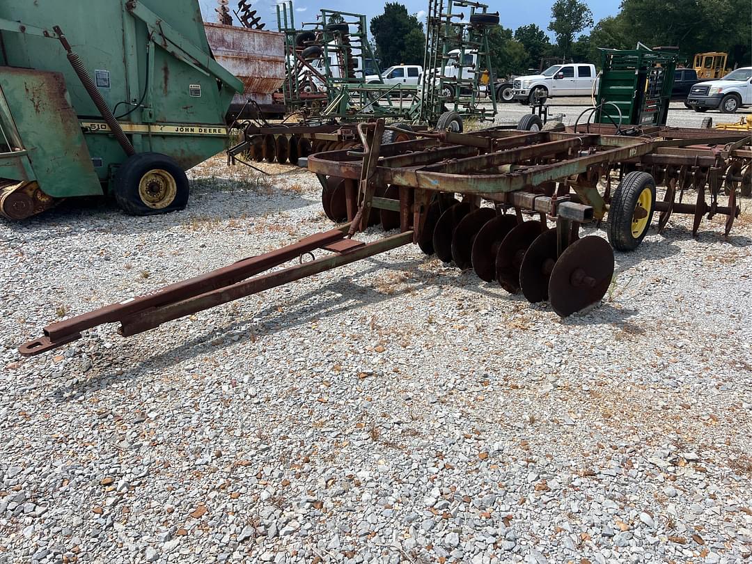 Image of John Deere 115 Primary image