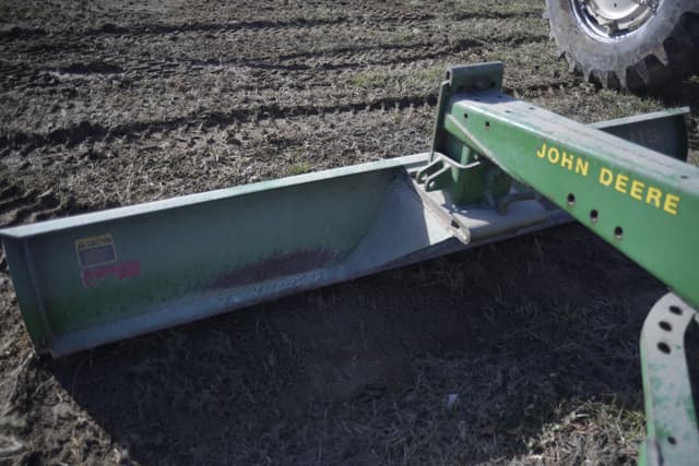 Image of John Deere 115 equipment image 3