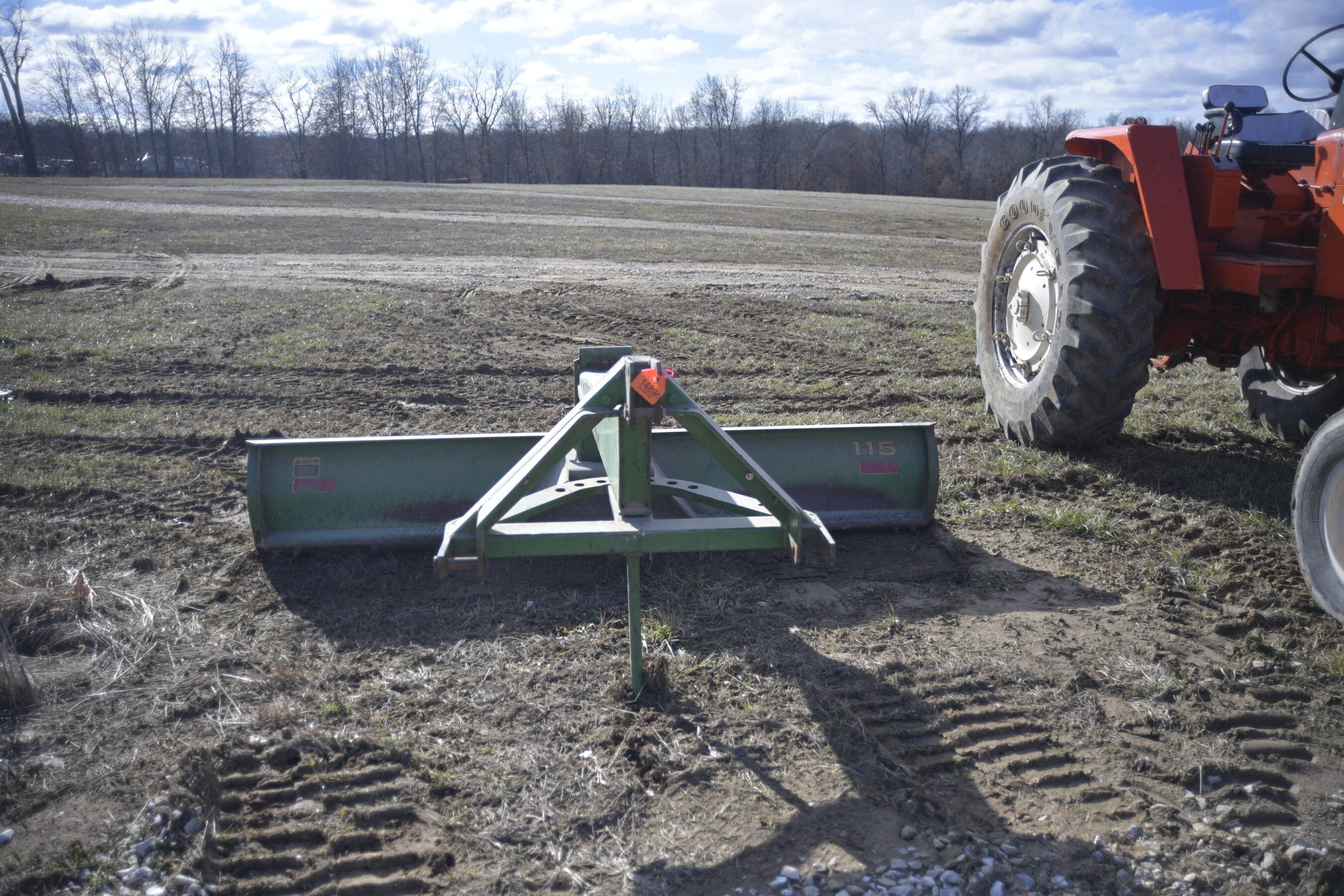 John Deere 115 Equipment Image0
