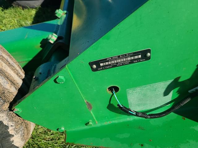 Image of John Deere 115 equipment image 4