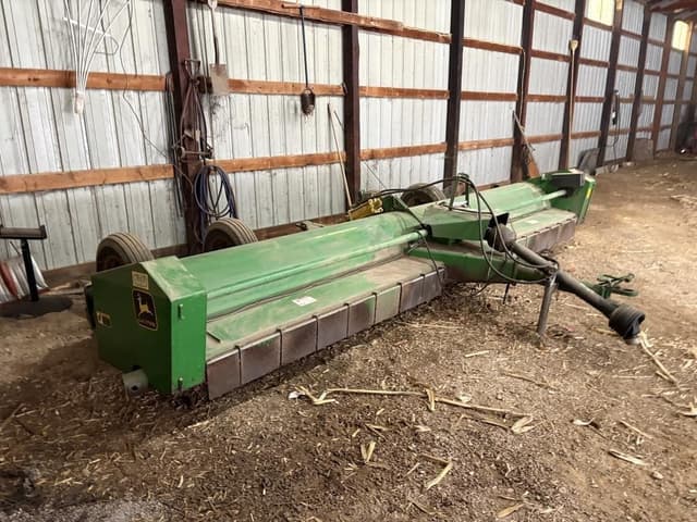 Image of John Deere 115 equipment image 4
