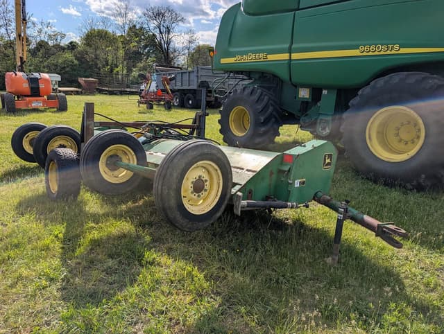 Image of John Deere 115 equipment image 4