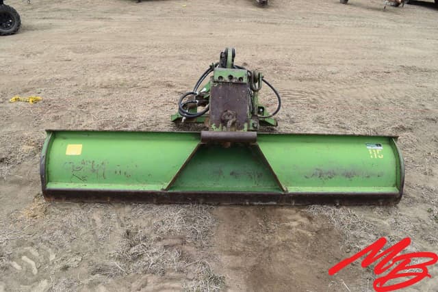 Image of John Deere 115 equipment image 3