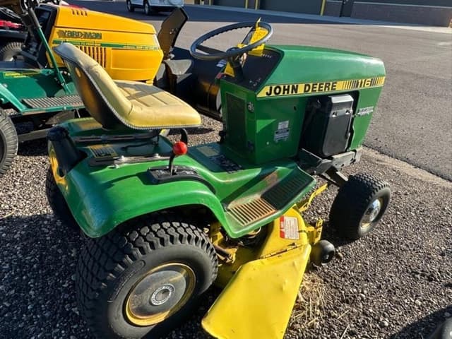 Image of John Deere 116 equipment image 2
