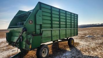 Main image John Deere 716A