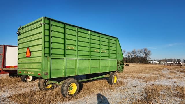 Image of John Deere 716A equipment image 4