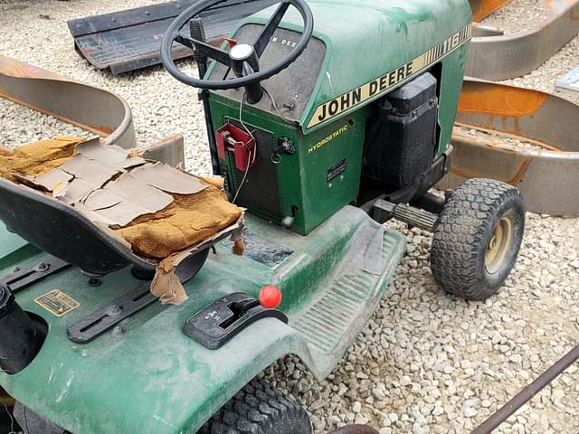 Image of John Deere 116 equipment image 3
