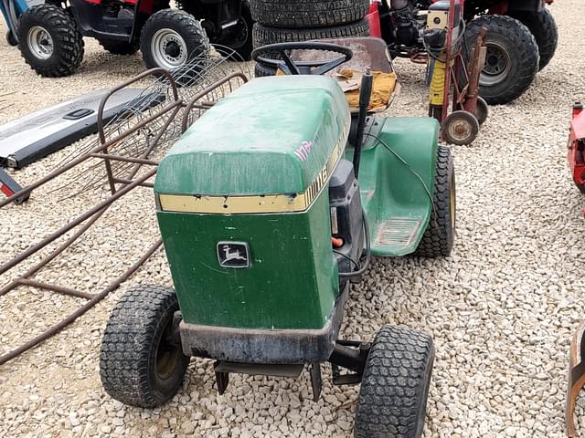 Image of John Deere 116 equipment image 1