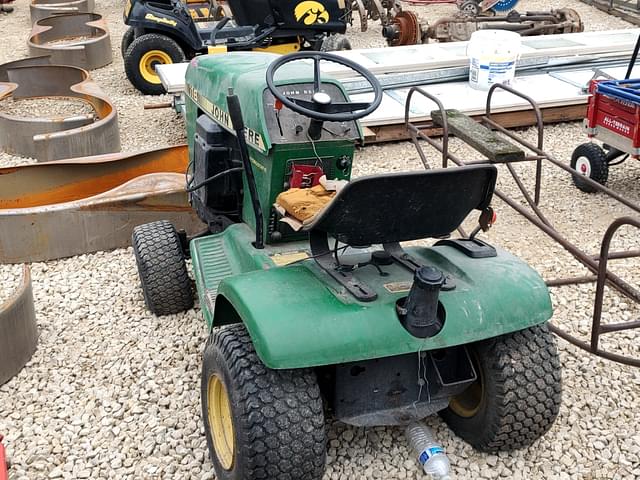 Image of John Deere 116 equipment image 2