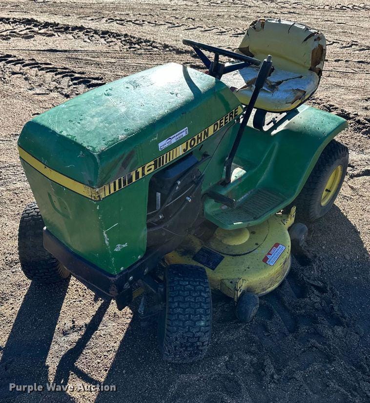 Main image John Deere 116
