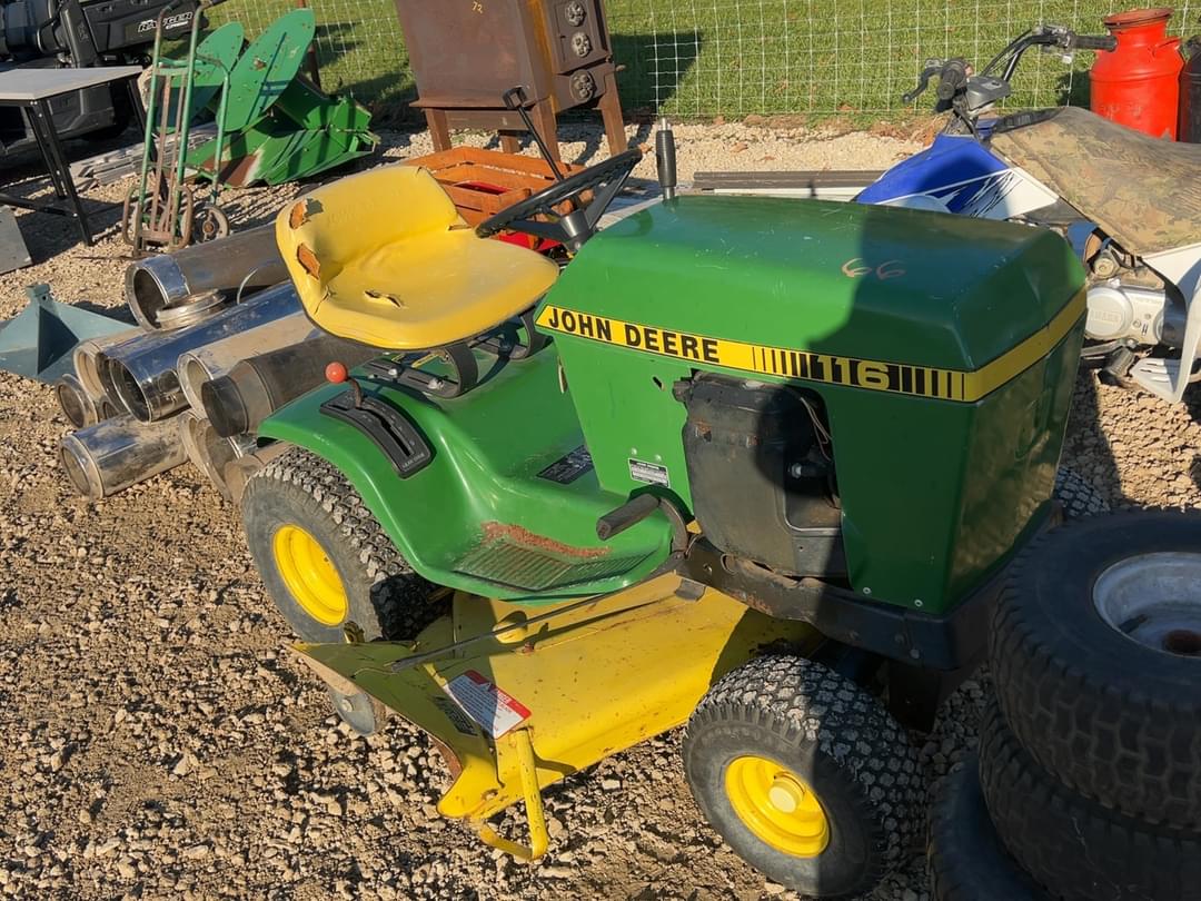 Image of John Deere 116 Primary image