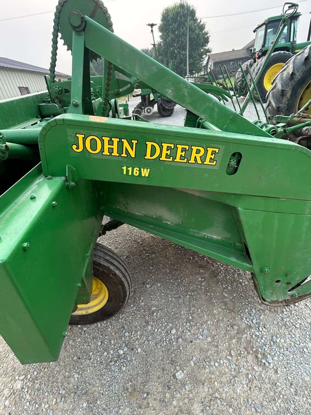 Image of John Deere 116W equipment image 2