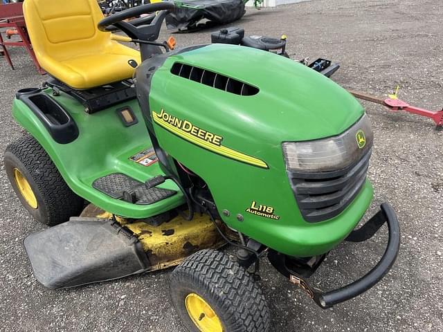 Image of John Deere L118 equipment image 4