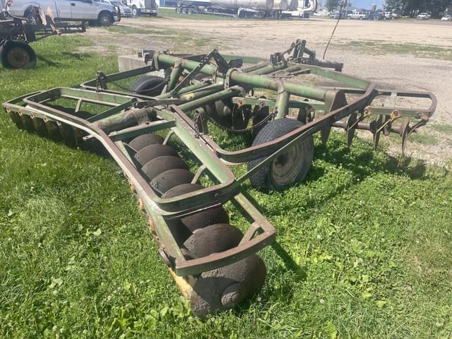 Image of John Deere 12 equipment image 2