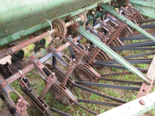 Image of John Deere Undetermined equipment image 4
