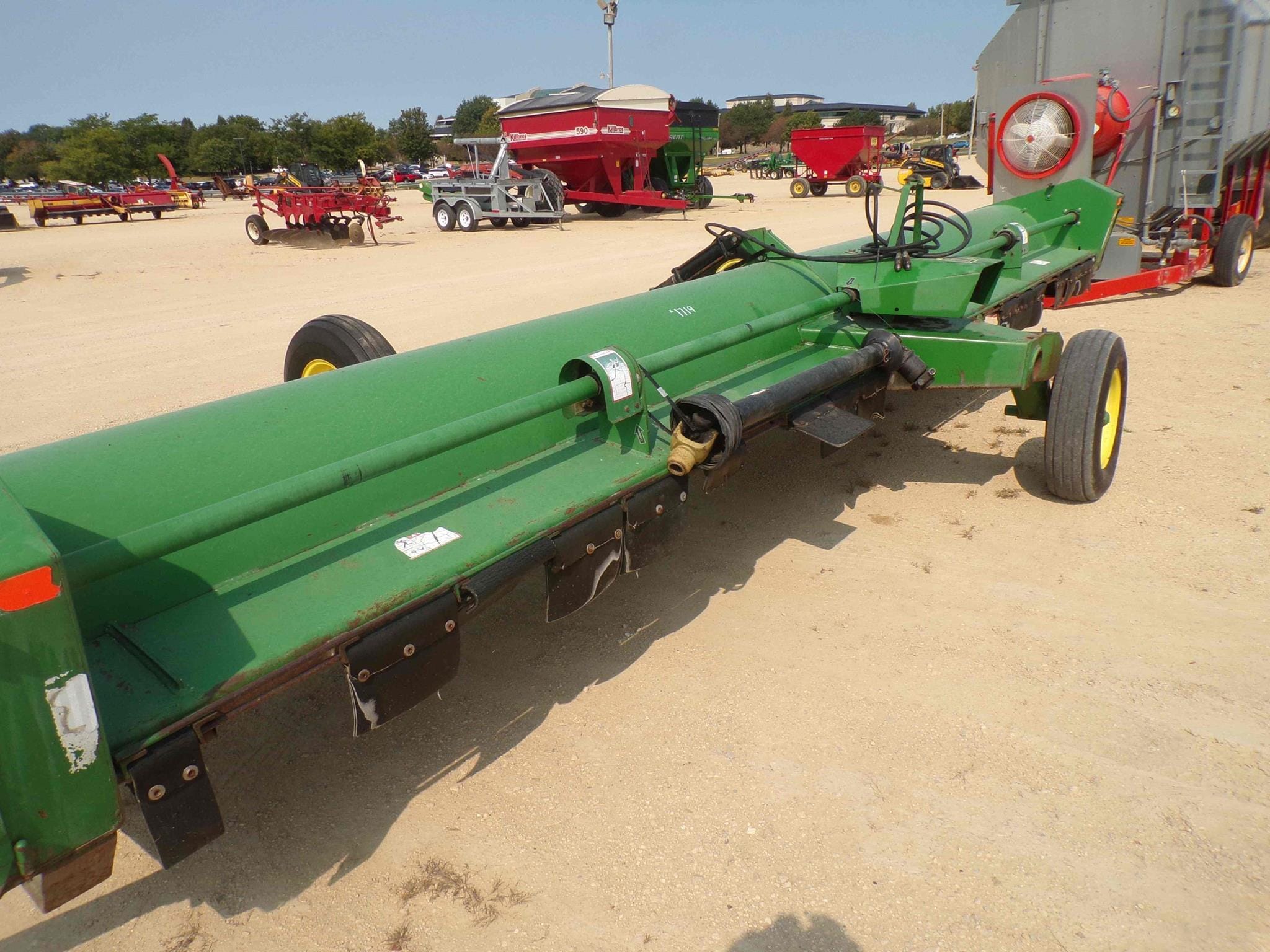 Main image John Deere 120