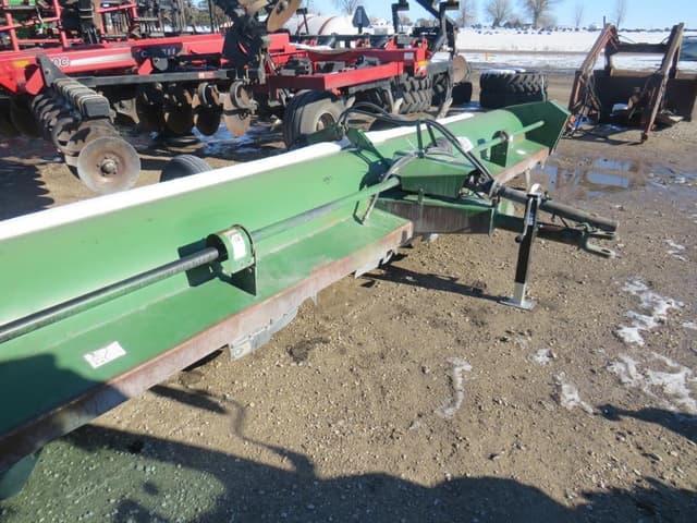 Image of John Deere 120 equipment image 4