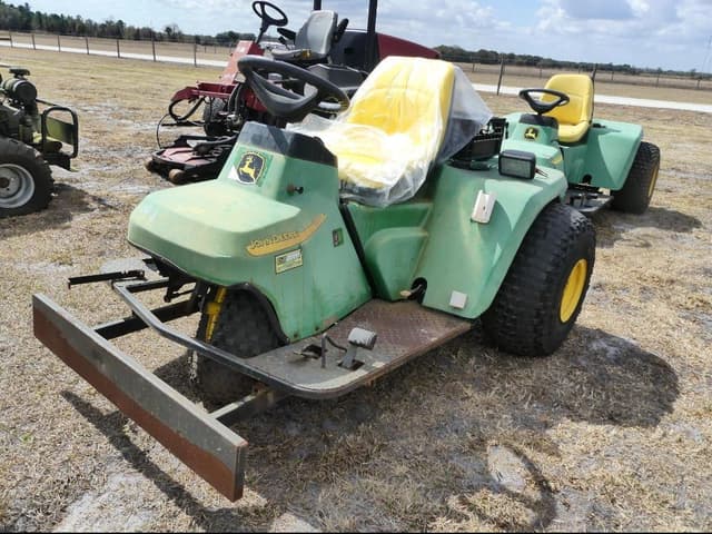 Image of John Deere 1200A equipment image 1