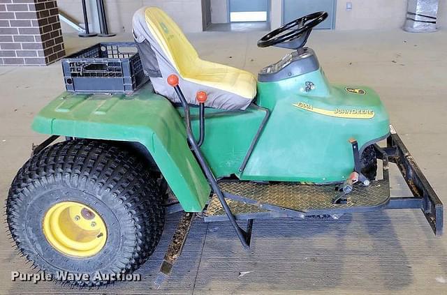 Image of John Deere 1200A equipment image 3