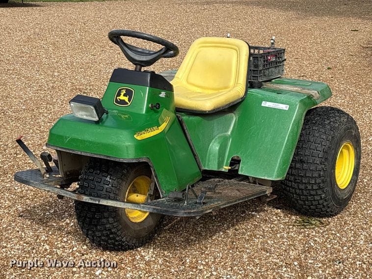 John Deere 1200A Equipment Image0