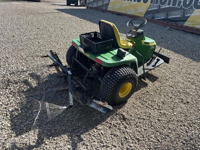 Image of John Deere 1200A equipment image 3