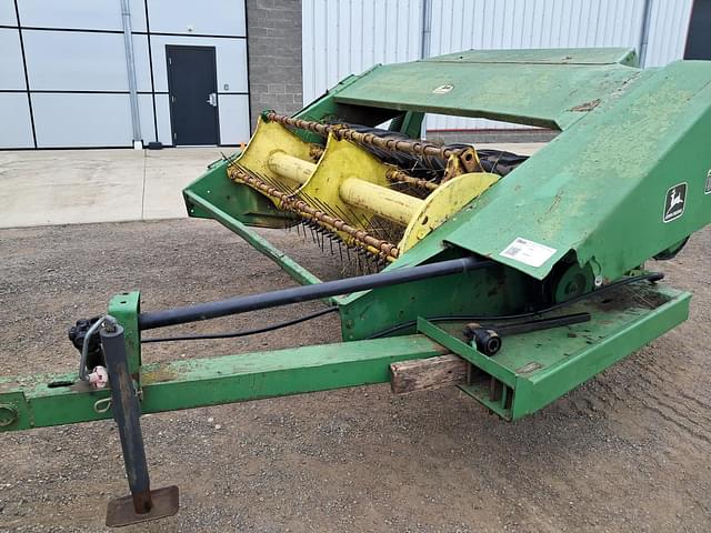 Image of John Deere 1207 equipment image 4