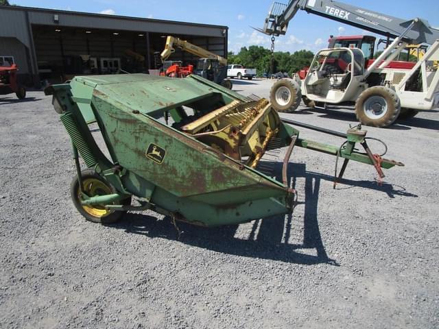 Image of John Deere 1207 equipment image 1