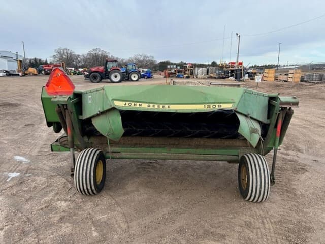 Image of John Deere 1209 equipment image 4