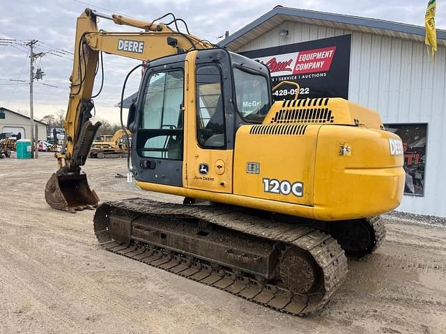 Image of John Deere 120C equipment image 2