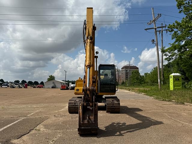 Image of John Deere 120C equipment image 4