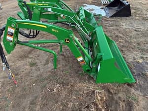 John Deere 120R Image