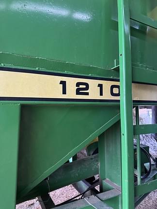 Image of John Deere 1210 equipment image 3