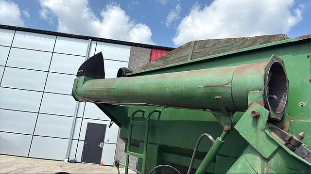 Image of John Deere 1210 equipment image 4