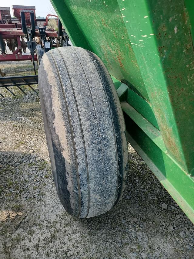 Thumbnail image John Deere 1210A 4