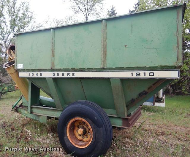Thumbnail image John Deere 1210 7
