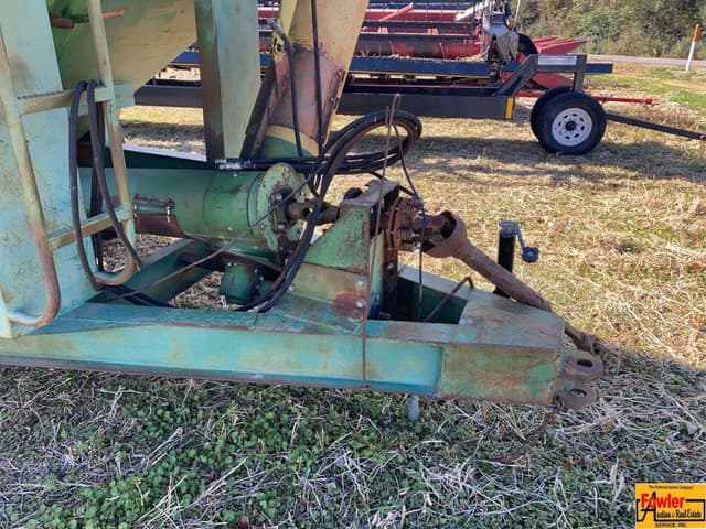 Image of John Deere 1210 equipment image 3